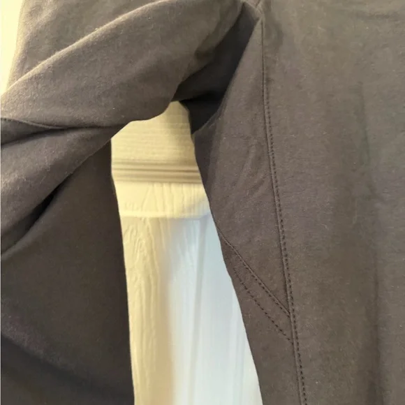 Arc'teryx Men's Black Pants — Size 30 Waist - Picture 4 of 11